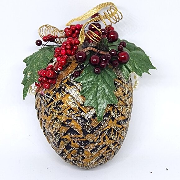 VTG Handmade Folded Cloth Black Gold Holly Glitter Christmas Holiday Ornament - Picture 1 of 12